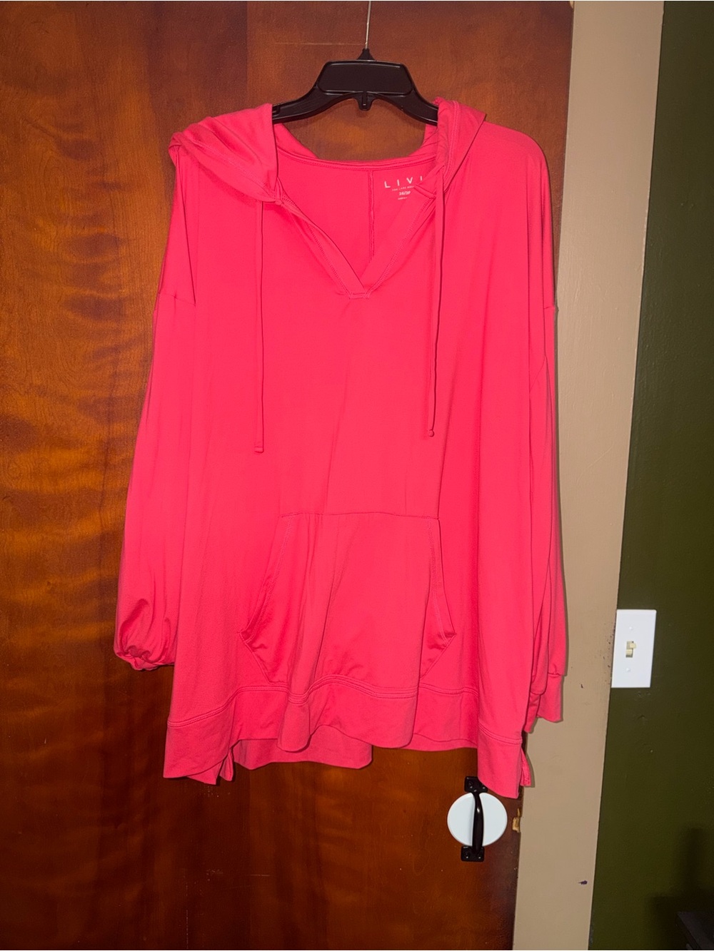 Livi Active Bright Red Hooded Pullover